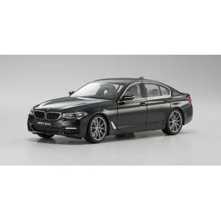 1/18 Scale BMW 5 Series Black Sapphire L5941