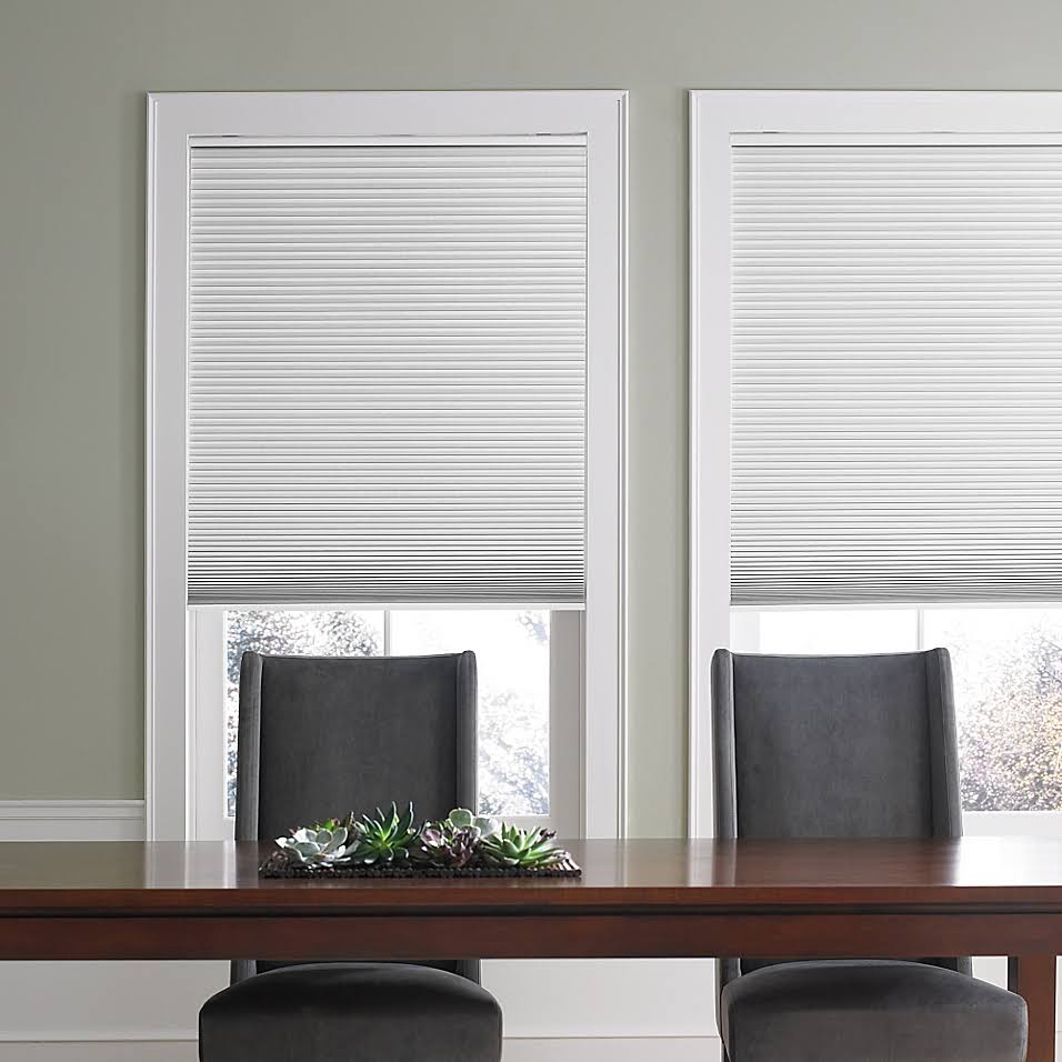Cordless Blackout Cellular Shade in Snow H734184