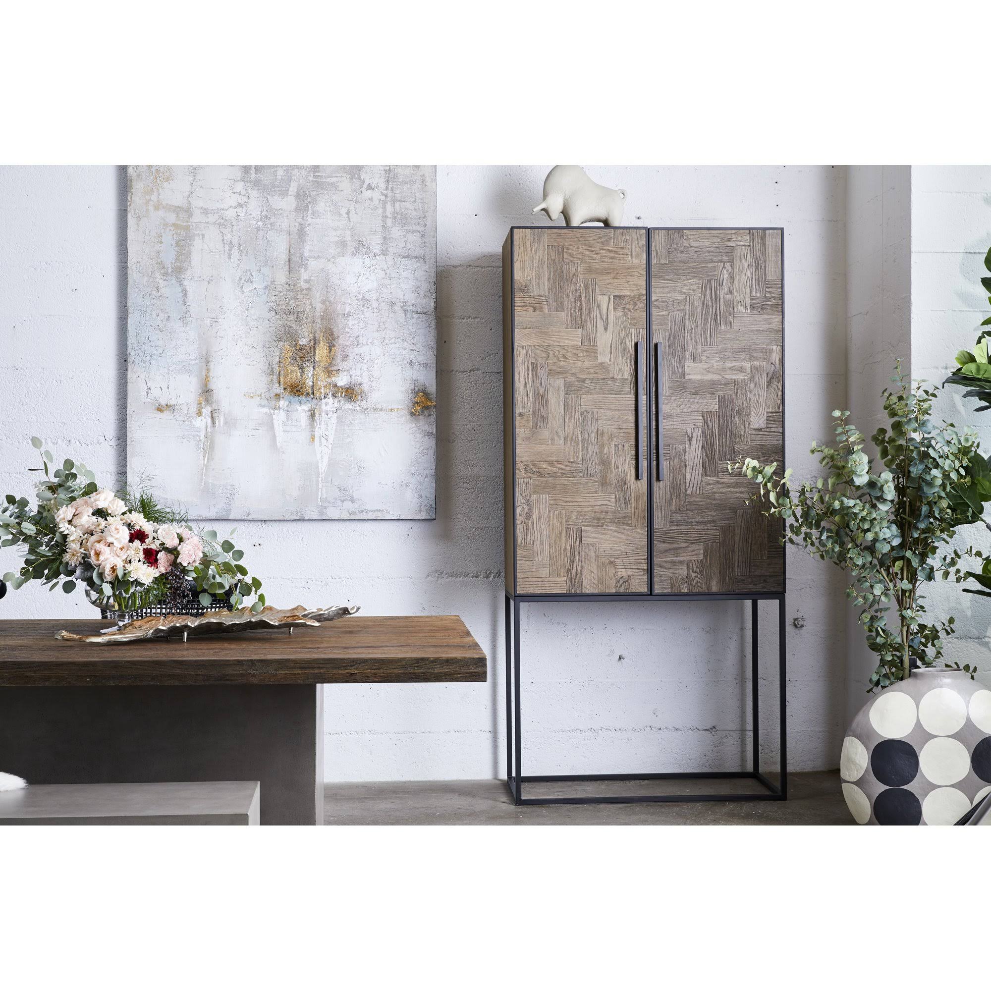 Wall Decor L50736