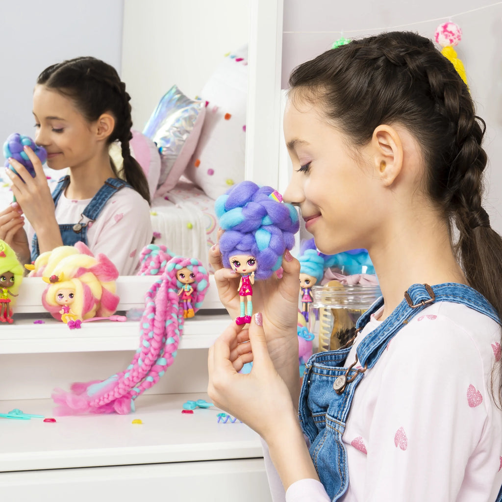 3" Scented Collectible Surprise Doll with Accessories P373
