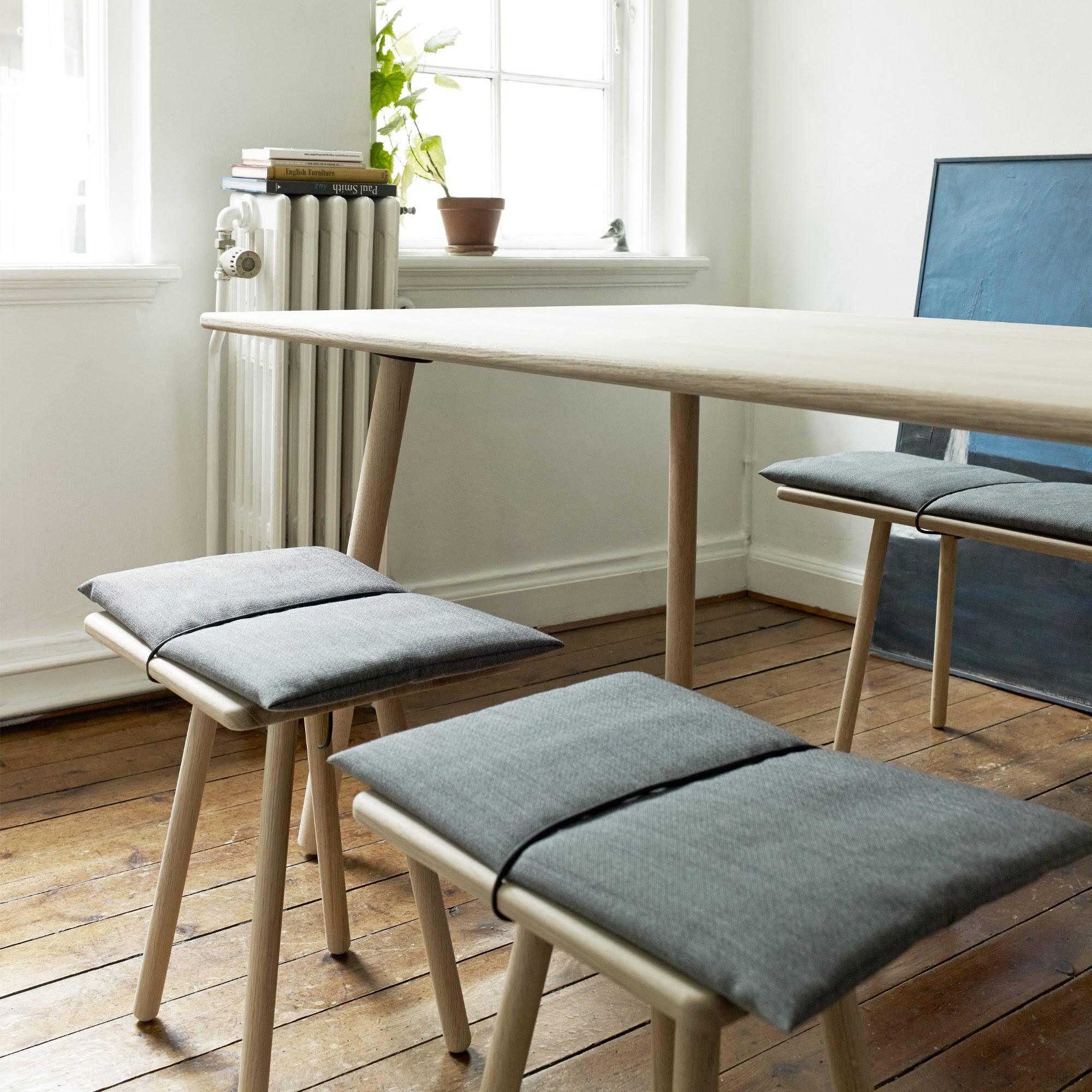 Oak Stool Q632