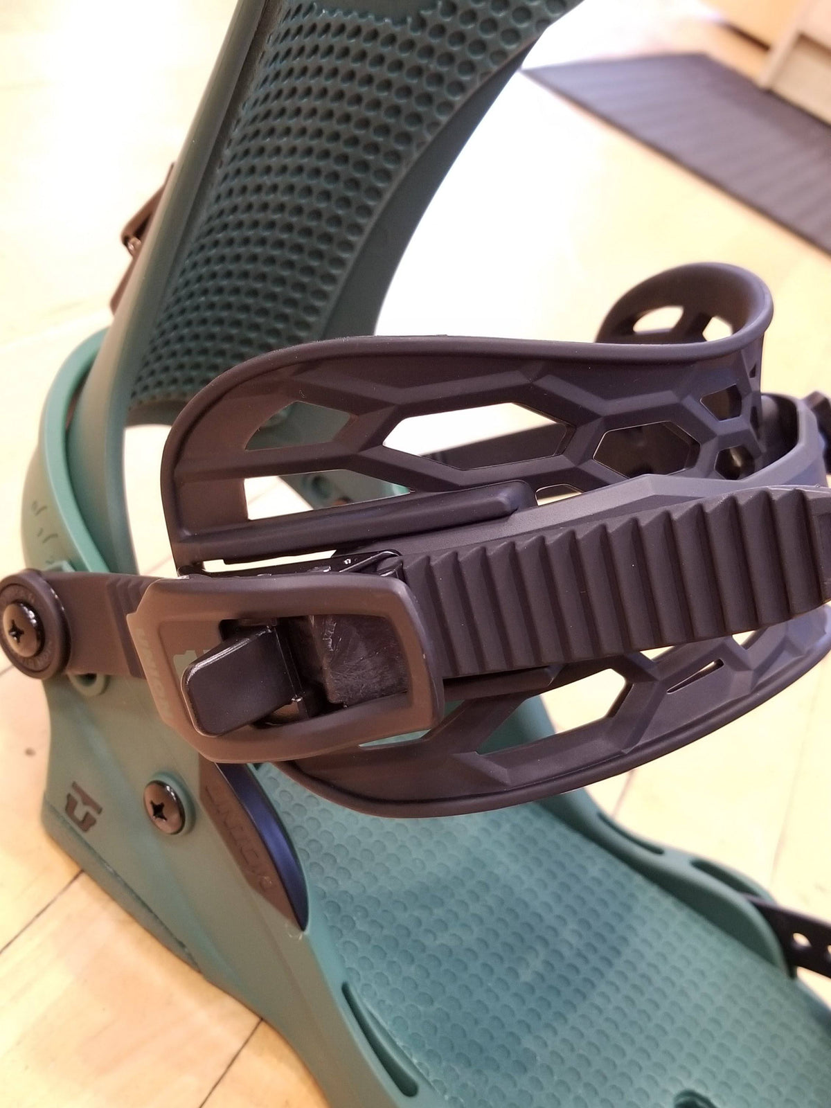 Asadachi Snowboard Bindings F476386