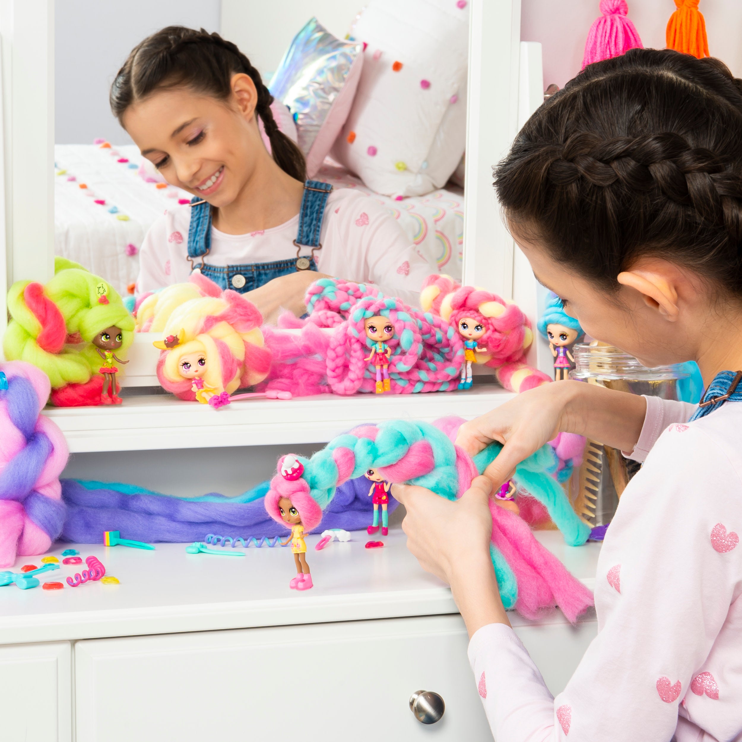 3" Scented Collectible Surprise Doll with Accessories P373