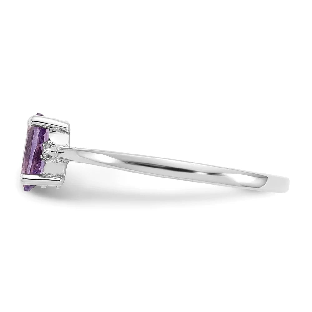 14 Karat White Gold Diamond and Amethyst Birthstone Ring N4710
