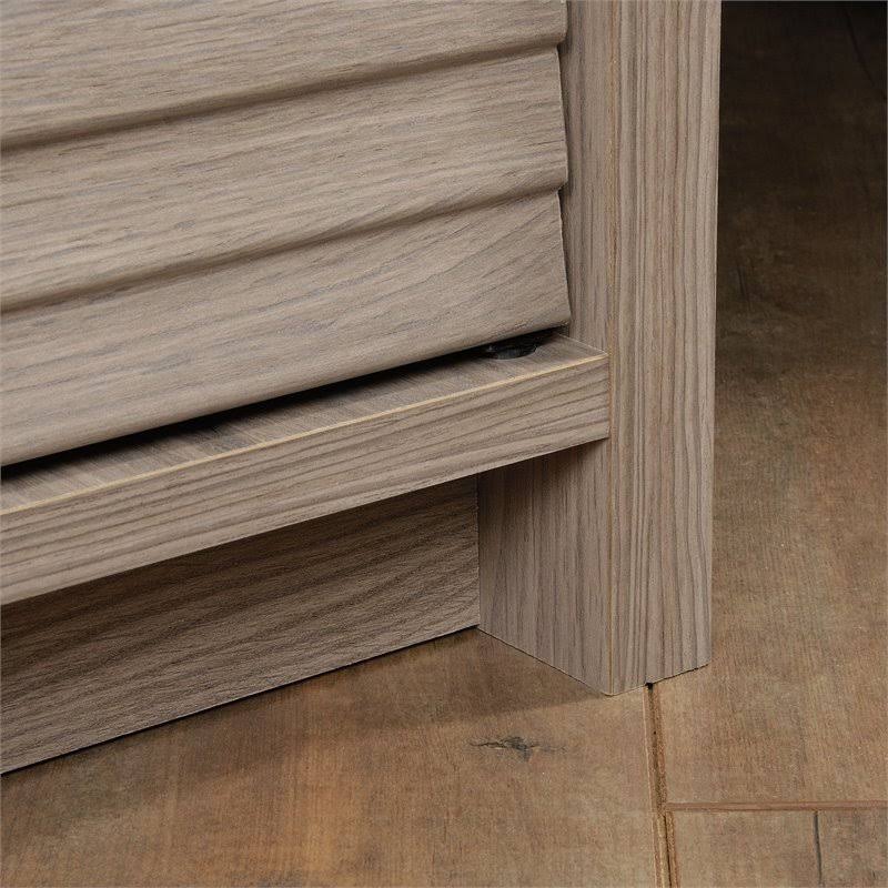 Laurel Oak Side Table L715