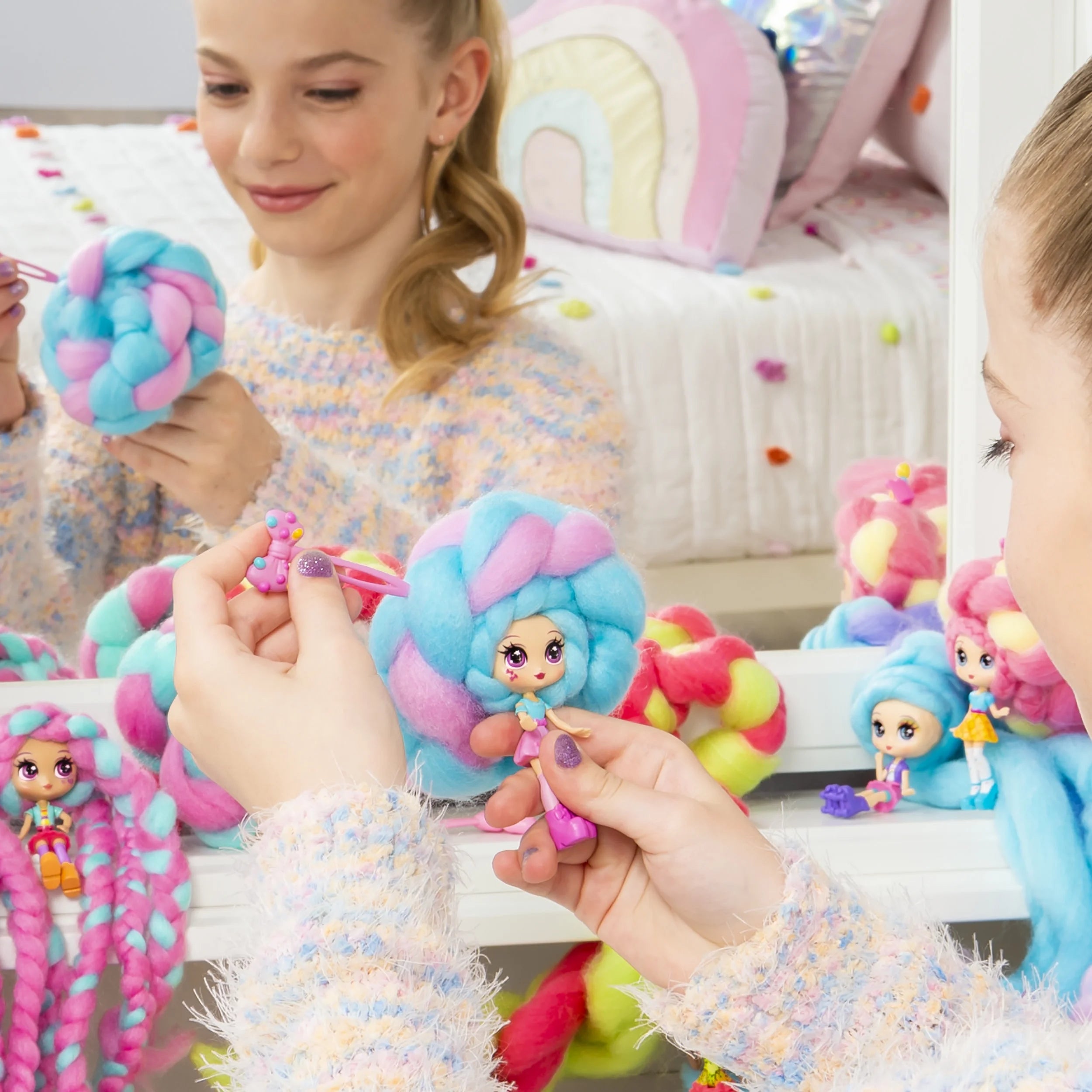 3" Scented Collectible Surprise Doll with Accessories P373