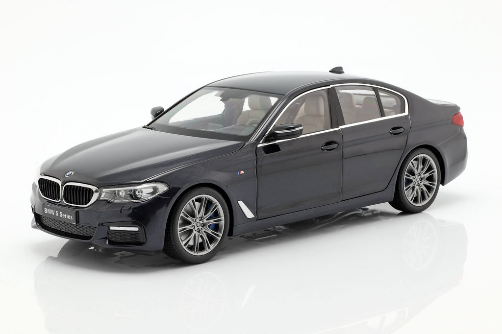 1/18 Scale BMW 5 Series Black Sapphire L5941