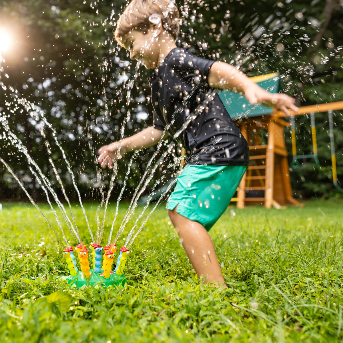 Outdoor Sprinkler Toy with Hose Attachment J16481